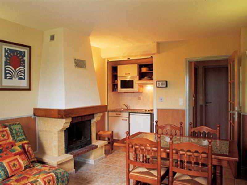 Hotel Le Clos Cerdan Mont-Louis Exterior foto